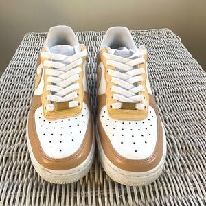 Women's Nike Air Force1 Sneakers